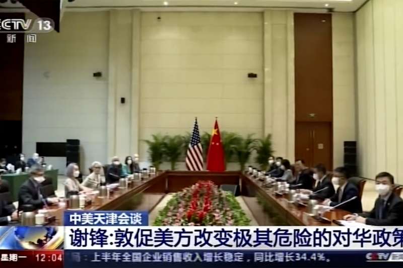 2021年7月26日，美國副國務卿雪蔓在中國天津與中國外交部長王毅及副部長謝鋒會面（AP）