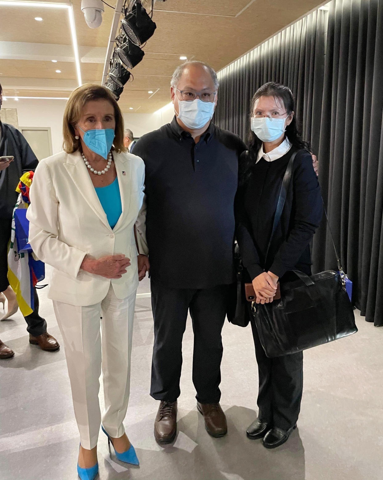 From left, House Speaker Nancy Pelosi, Lee Ming-che and Lee’s wife, Lee Ching-yu, in Taiwan last week.   (Courtesy Lee Ming Che)