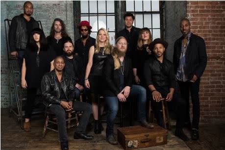 The Tedeschi Trucks Band is spearheaded by local favorites Susan Tedeschi and Derek Trucks. In 2010, the two combined their talents to form the Tedeschi Trucks Band, a blend of American soul, blues, rock, and country. Tedeschi Trucks Band christened Daily’s Place in 2017, performing the first ever concert in the amphitheater. Tedeschi and Trucks also performed the 