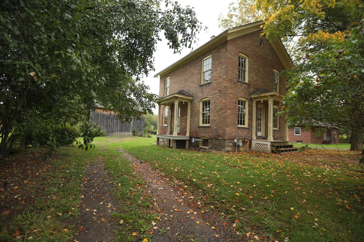 Harriet Tubman grew vegetables near her home. 