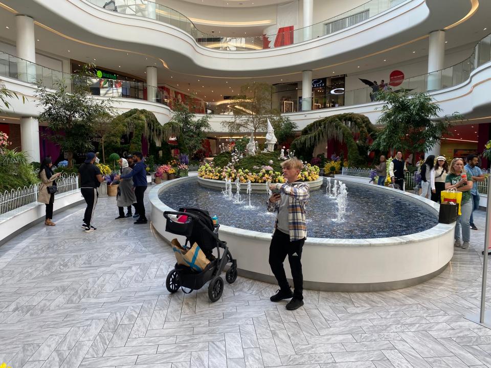 American Dream Mall indoor garden