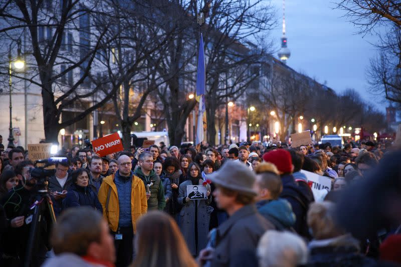 Vigilia celebrada en Berlín tras la muerte del líder opositor ruso Alexei Navalny