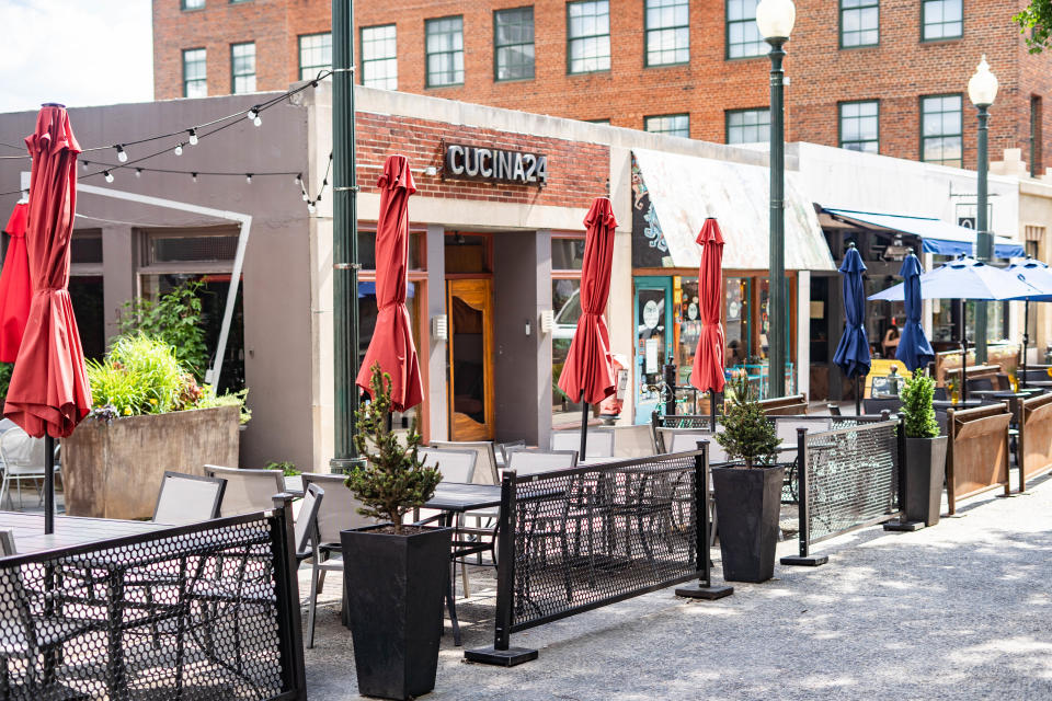 Cucina24's outdoor seating area.