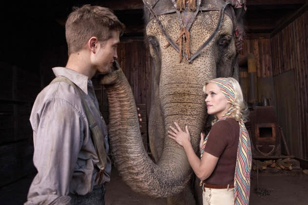 2011 ist Robert in „Wasser für die Elefanten“ („Water for Elephants“, Regie: Francis Lawrence) an der Seite von Reese Witherspoon zu sehen...