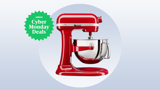 Today only! Score a KitchenAid mixer for the lowest price on the web at  this early Cyber Monday sale