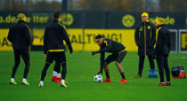 Soccer Football - Champions League - Borussia Dortmund Training - Adi-Preissler Strasse, Dortmund, Germany - November 20, 2017 Borussia Dortmund’s Pierre-Emerick Aubameyang during training REUTERS/Leon Kuegeler