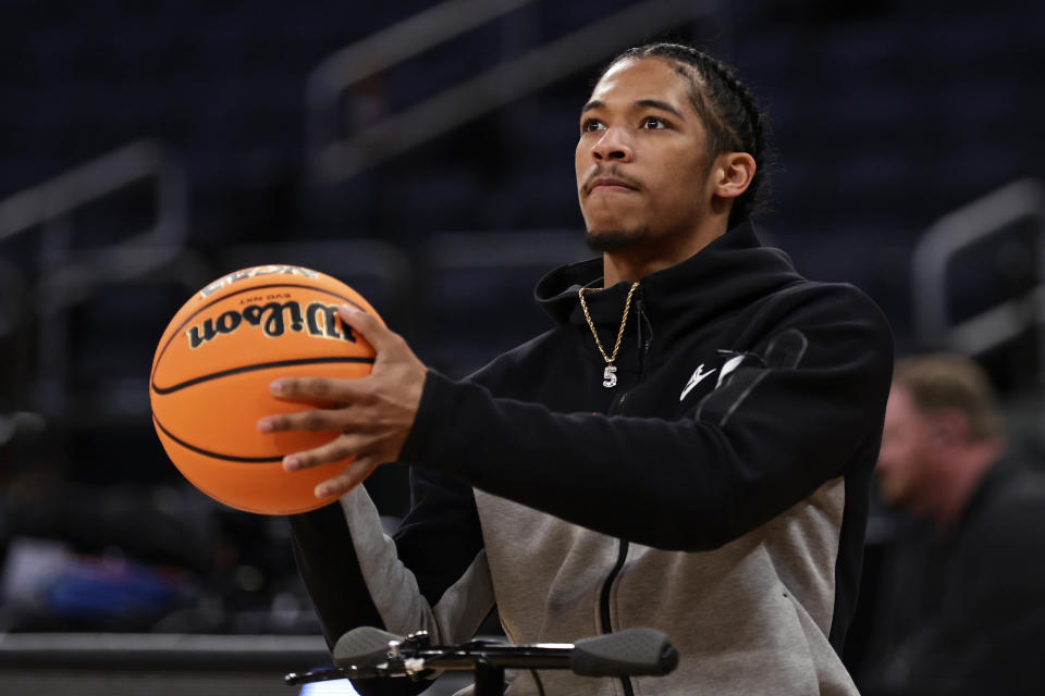 Tennessee guard Zakai Zeigler takes a shot during practice before a Sweet 16 college basketball game at the NCAA East Regional of the NCAA Tournament, Wednesday, March 22, 2023, in New York. (AP Photo/Adam Hunger)