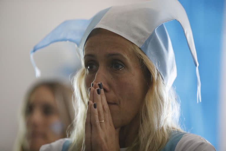 Tristeza argentina tras la derrota en el primer partido del Mundial Qatar 2022