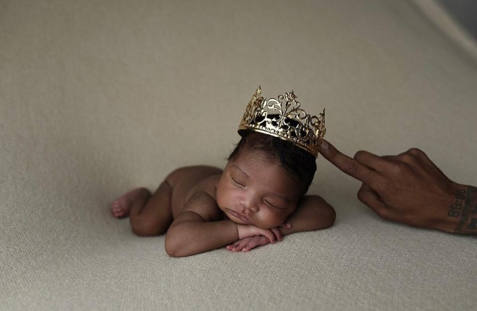 Nick Cannon Shares Adorable Photo of Newborn Daughter Onyx Wearing a Crown