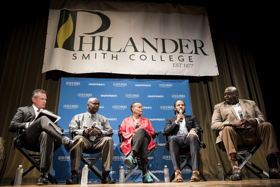 Moderator Kevin Kelly Listens to panelists Leifel Jackson, Joyce Elliott, Tristan Wilkerson and Police Chief Buckner talk about crime in Little Rock.