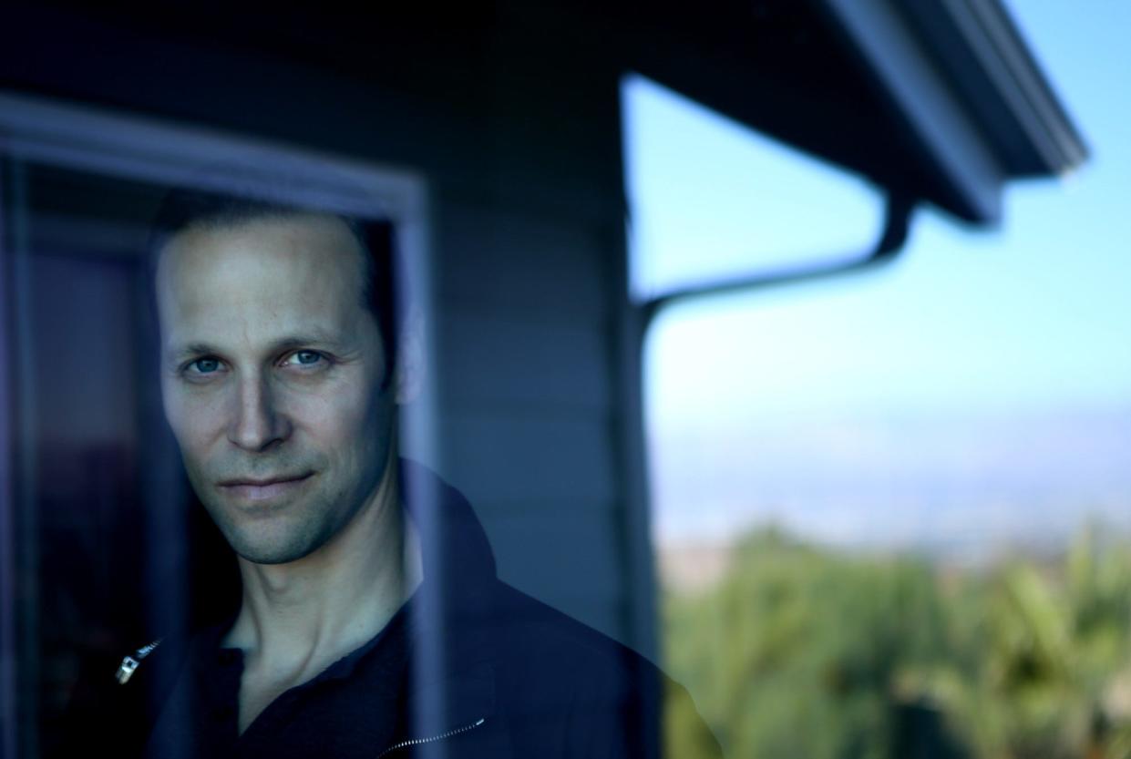 Author Gregg Hurwitz.