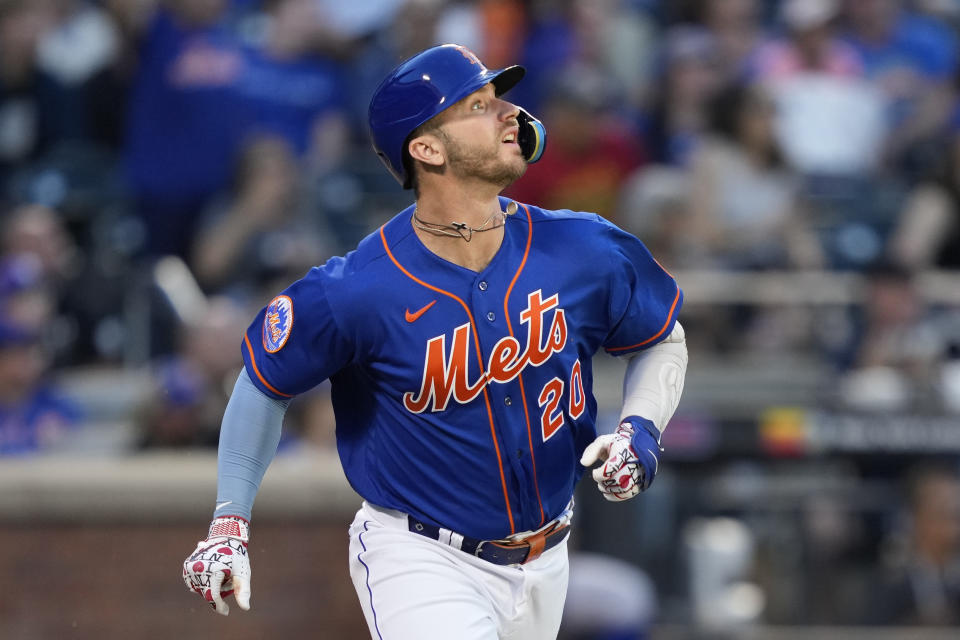 New York Mets' Pete Alonso hits a two-run home run off Chicago Cubs starting pitcher Jameson Taillon (50) in the first inning of a baseball game, Tuesday, Aug. 8, 2023, in New York. (AP Photo/John Minchillo)