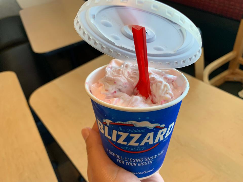 frosted animal cookie blizzard dairy queen