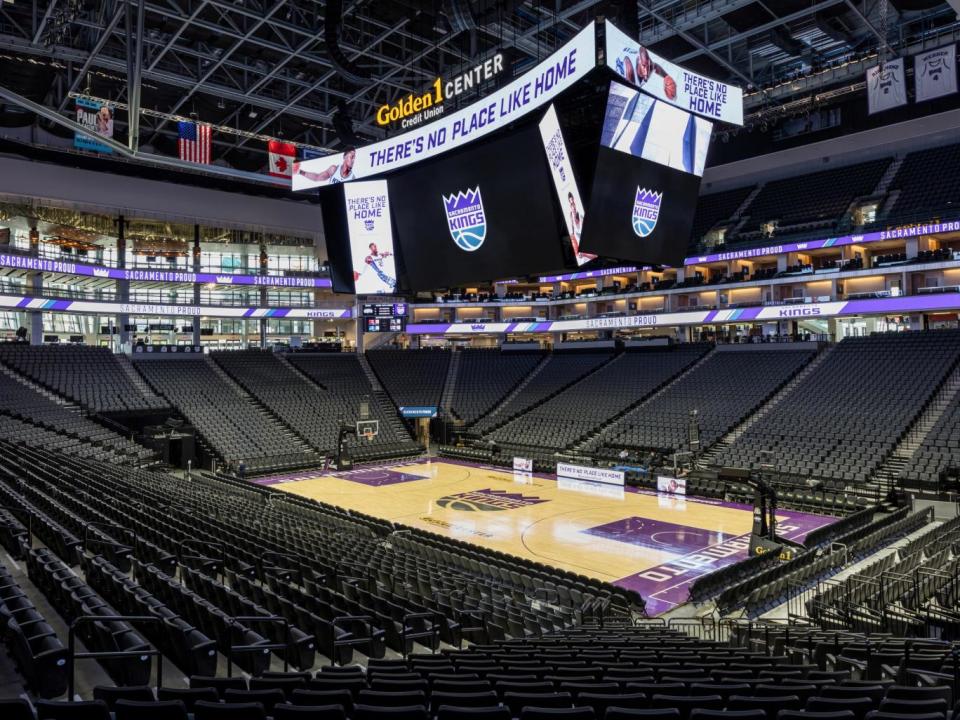 The arena sits 17,500 people (Golden 1 Center)