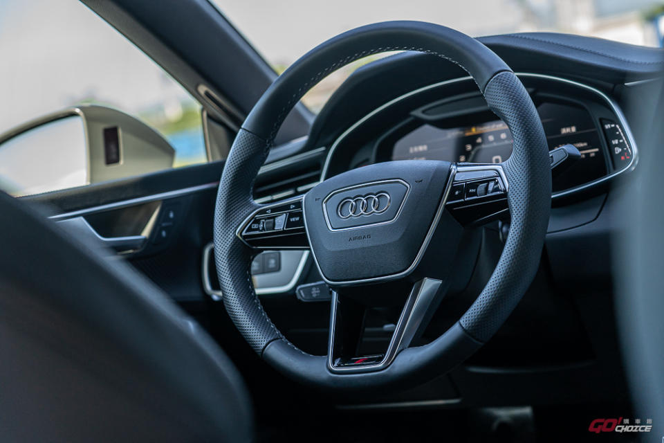 20221218Audi