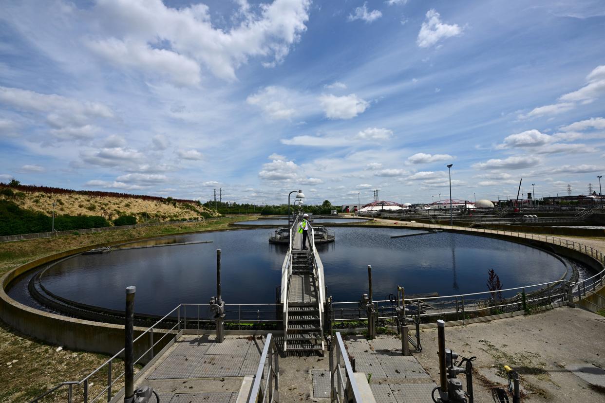 Dans l’idée de rendre la Seine et la Marne « baignables » pour les Jeux olympiques et au-delà, les ministres des Sports et de la Transition écologique inaugurent une station de dépollution des eaux pluviales à Champigny-sur-Marne (photo d’illustration prise à la station d’épuration de Valenton, également théâtre de travaux avant les JO).