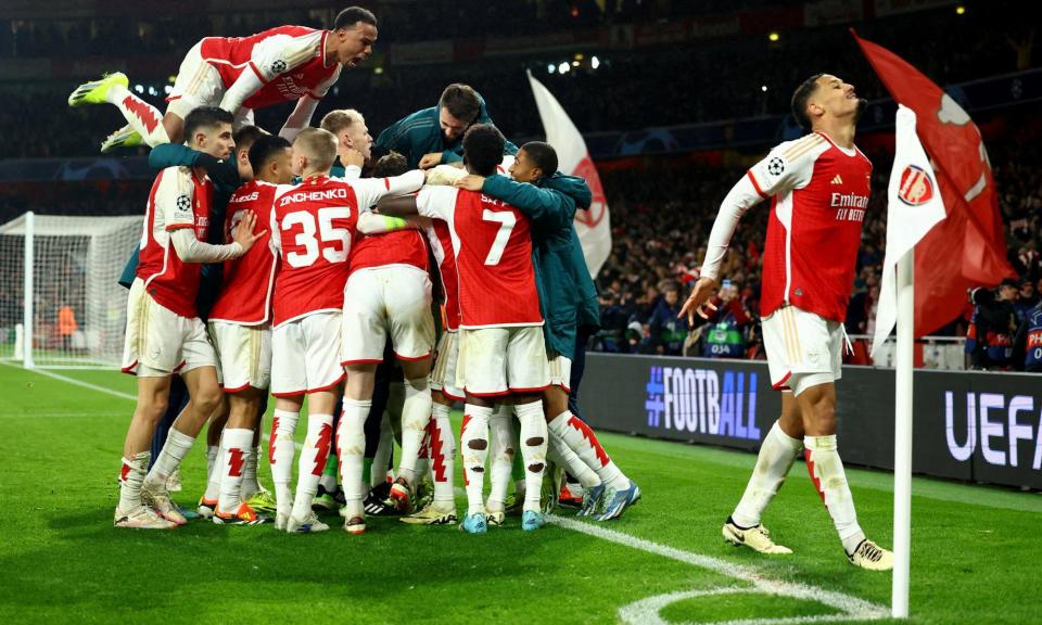 <span>The Round of <a class="link " href="https://sports.yahoo.com/soccer/teams/arsenal/" data-i13n="sec:content-canvas;subsec:anchor_text;elm:context_link" data-ylk="slk:Arsenal;sec:content-canvas;subsec:anchor_text;elm:context_link;itc:0">Arsenal</a> no more.</span><span>Photograph: Hannah McKay/Reuters</span>