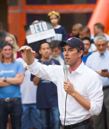 U.S. Representative Beto O'Rourke (D-TX) campaigns in Houston, Texas U.S. November 12, 2017. REUTERS/William Philpott