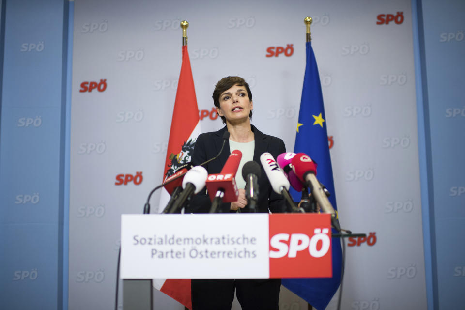 The leader of the parliamentary group Pamela Rendi-Wagner (Austrian Social Democratic Party) adresses the media during an press conference at the Headquarter of the Austrian Social Democratic Party in Vienna, Austria, Saturday, May 18, 2019. Austrian Chancellor Sebastian Kurz has called for an early election after the resignation of his vice chancellor spelled an end to his governing coalition. (AP Photo/Michael Gruber)