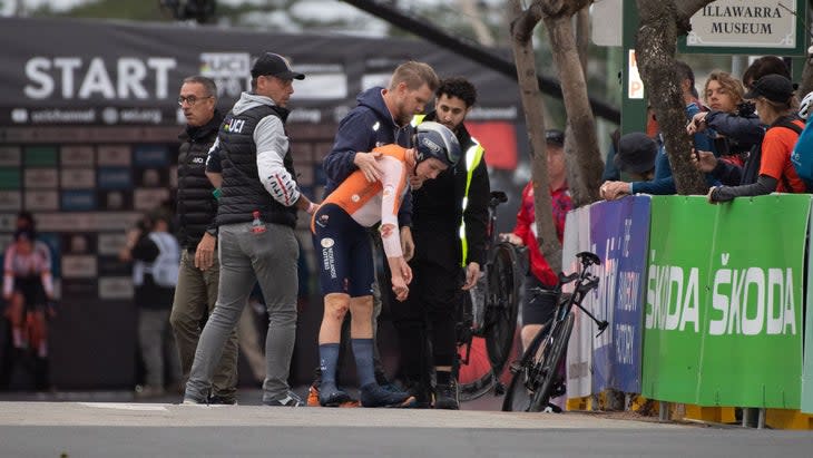 <span class="article__caption">Van Vleuten was transported to a local hospital for X-rays following the brutal impact.</span> (Photo: Casey B. Gibson/VeloNews)