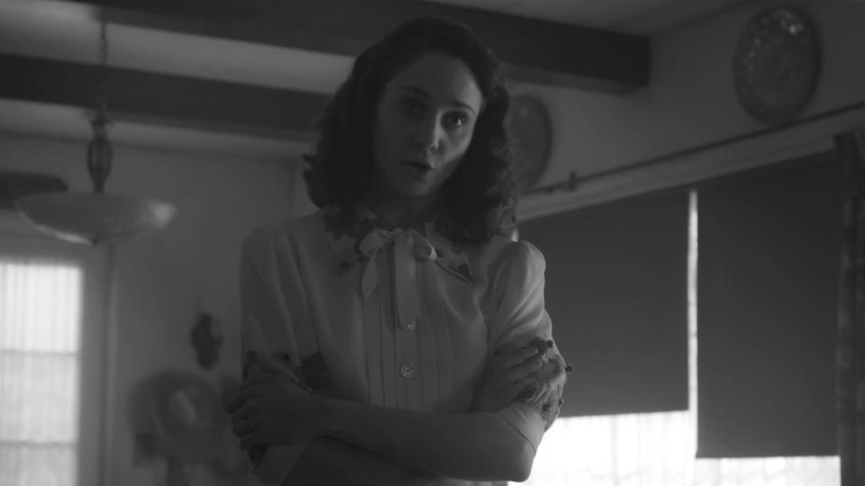 Tuppence Middleton as Sara Mankiewicz in 'Mank'. (Credit: Netflix)