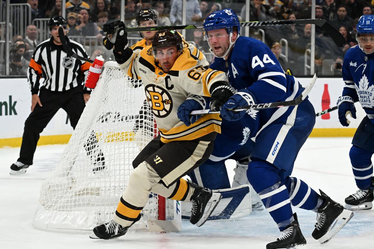 The Bruins and Maple Leafs will play in the first round of the Stanley Cup Playoffs.
