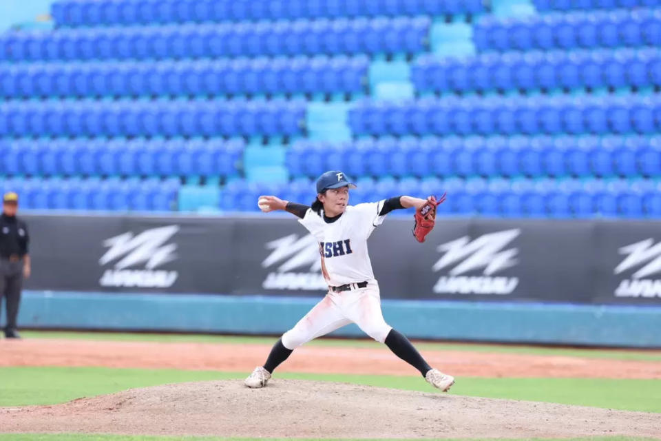 身為主戰游擊手的徐弘穎後援奪勝。大專體總提供