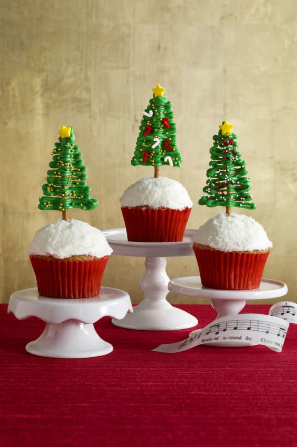 Rockin' Around the Christmas Tree Cupcakes