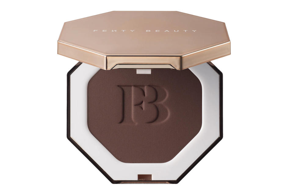 An image of Fenty Beauty by Rihanna Sun Stalk'r Instant Warmth Bronzer