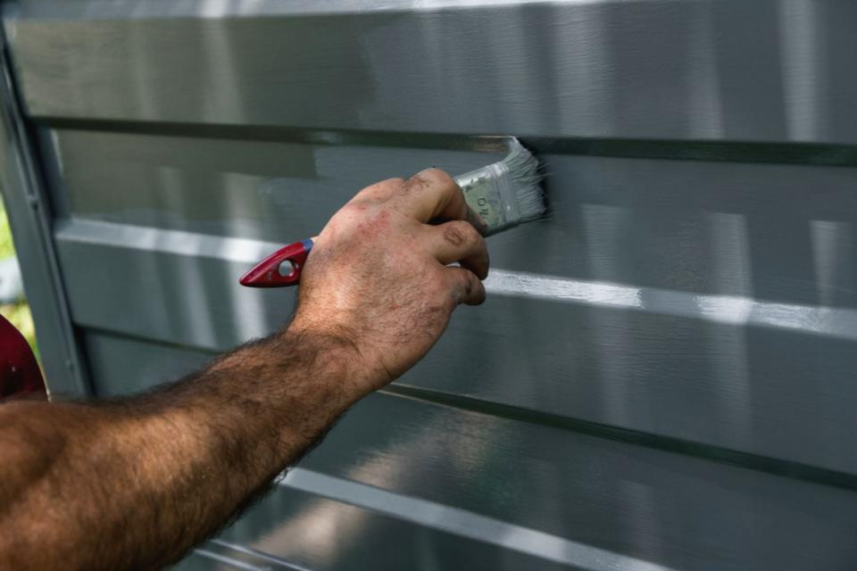 Cost to Paint Garage Door