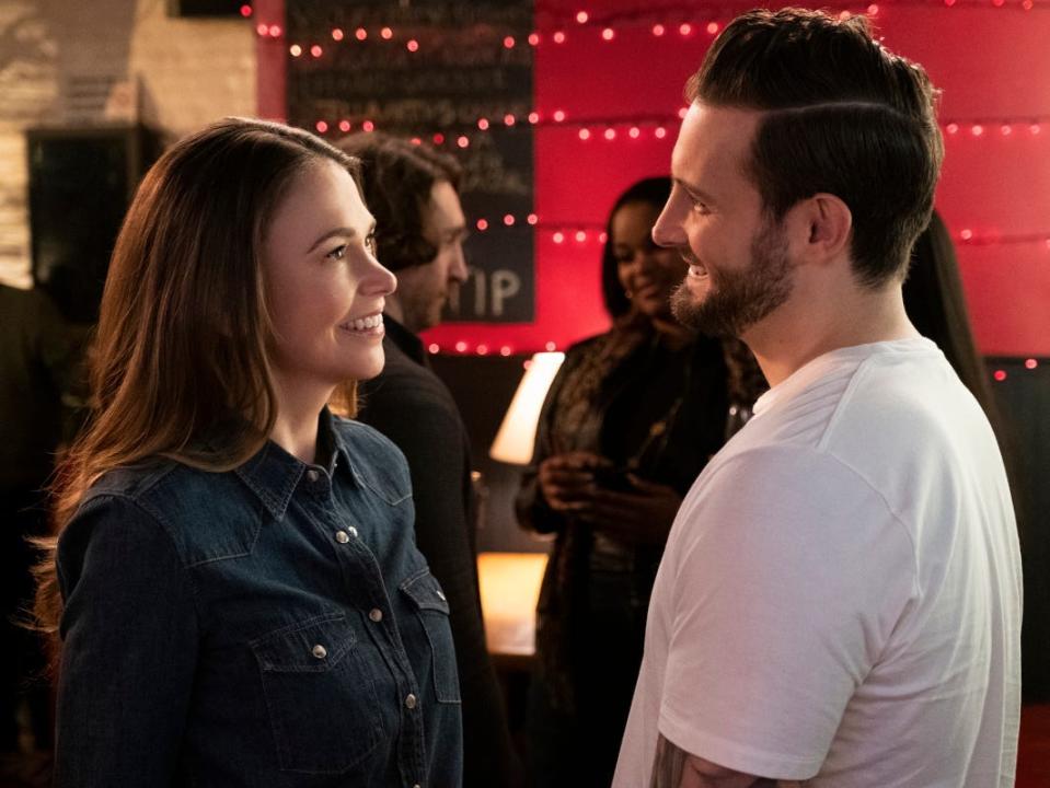 Sutton Foster and Nico Tortorella on "Younger" series finale