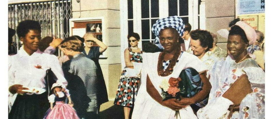 Photo de la couverture du magazine « Femmes du monde entier », juillet 1958, Fédération démocratique internationale des femmes, en illustration du colloque du 23 septembre 2022 sur le thème 