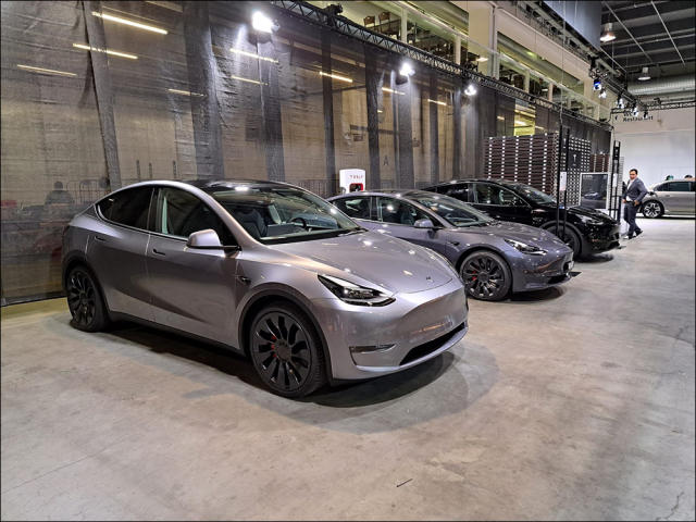 2020 Tesla Model Y Review, Pricing, And Specs, 53% OFF