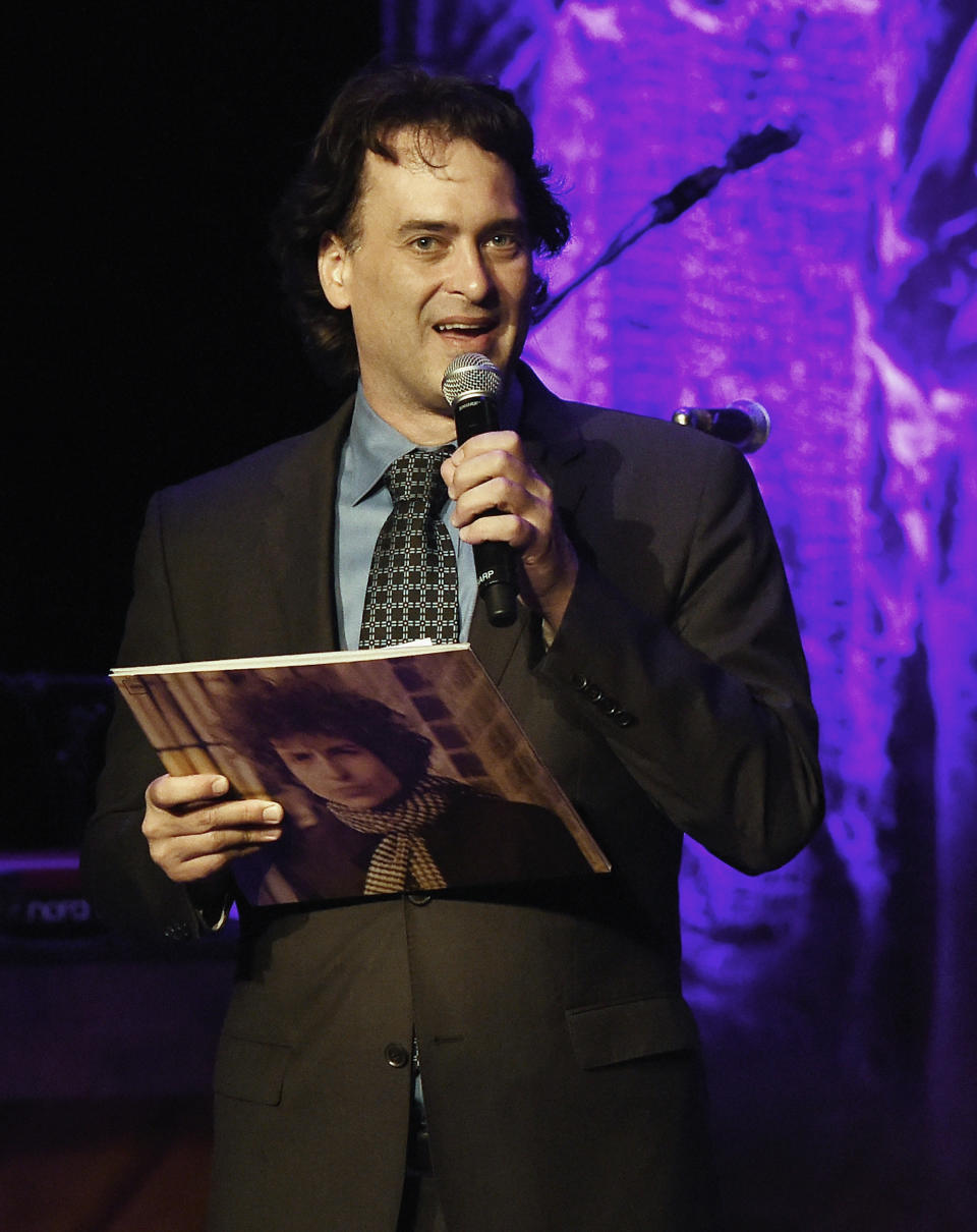 NASHVILLE, TN - MAY 12:  Country Music Hall of Fame's Peter Cooper attends Old Crow Medicine Show Celebrates 50th Anniversary of Bob Dylan's "Blonde on Blonde" in the Country Music Hall of Fame and Museum's CMA Theater on May 12, 2016 in Nashville, Tennesse  (Photo by Rick Diamond/Getty Images for Country Music Hall of Fame & Museum)