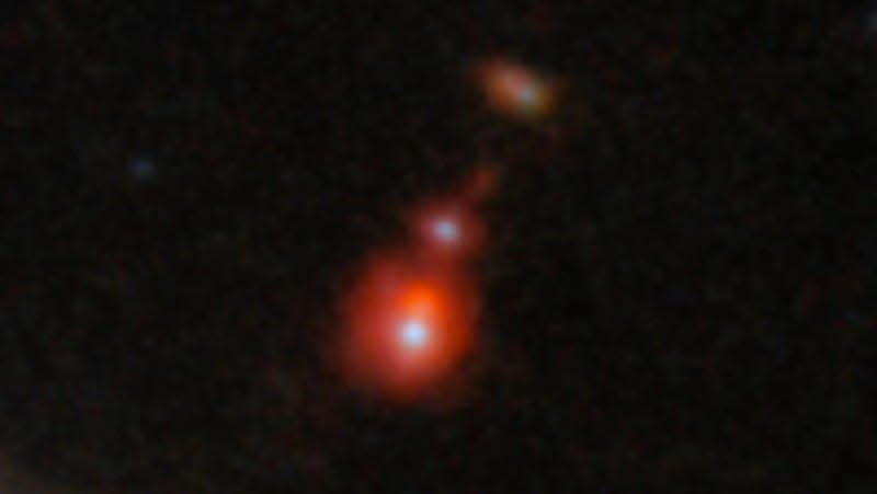 An image of the black hole merger. - Image: ESA/Webb, NASA, CSA, J. Dunlop, D. Magee, P. G. Pérez-González, H. Übler, R. Maiolino, et. al