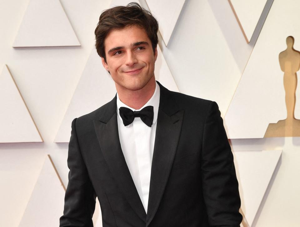 Jacob Elordi smiles at the Oscars