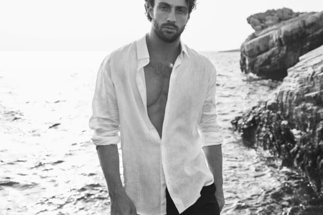 EXCLUSIVE Aaron Taylor Johnson Dives Deep for Armani s Acqua di