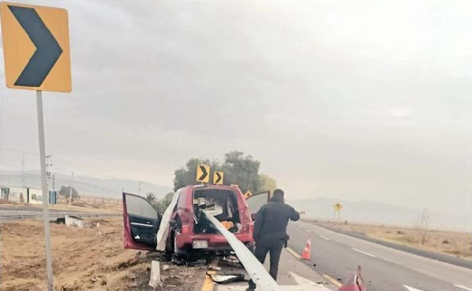 Pareja muere en accidente en la México-Pachuca; sobrevive su bebé