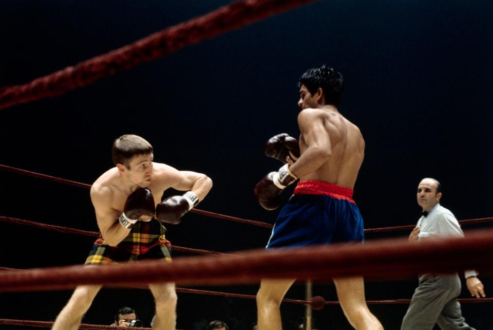 The fateful 1972 championship fight between Ken Buchanan (left) and Roberto Duran at Madison Square Garden - Bettmann