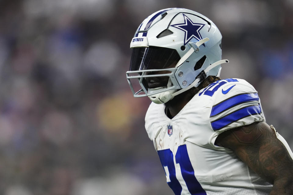 Ezekiel Elliott #21 of the Dallas Cowboys still has fantasy value