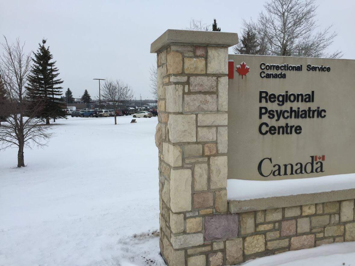 An inmate died at the Regional Psychiatric Centre in Saskatoon on Saturday. (Trevor Bothorel/CBC - image credit)