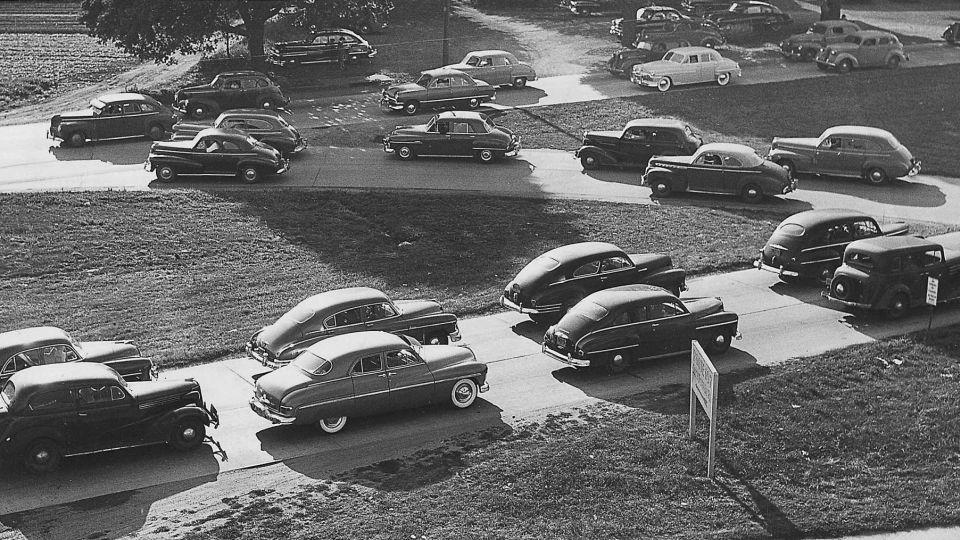 Heavy vehicle traffic on the highway near Levittown, New York on Sept. 28, 1951. - Harvey Weber/Newsday RM/Getty Images