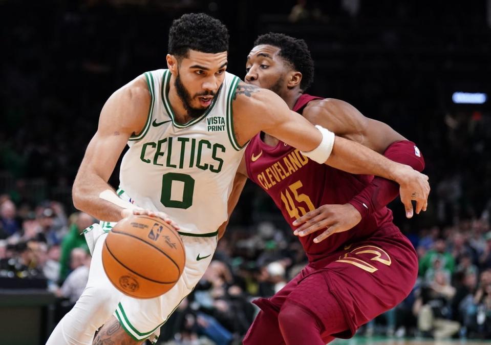 Will the Boston Celtics or Cleveland Cavaliers win their Eastern Conference semifinals matchup? NBA picks, predictions and odds weigh in on the NBA Playoffs series.