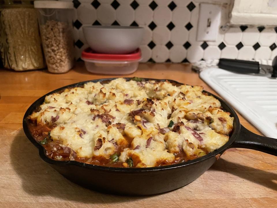 shepherds pie in a cast iron skillet