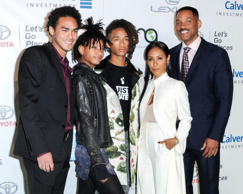 (from left to right) Trey, Willow, Jaden Smith, Jada Pinkett Smith and Will Smith