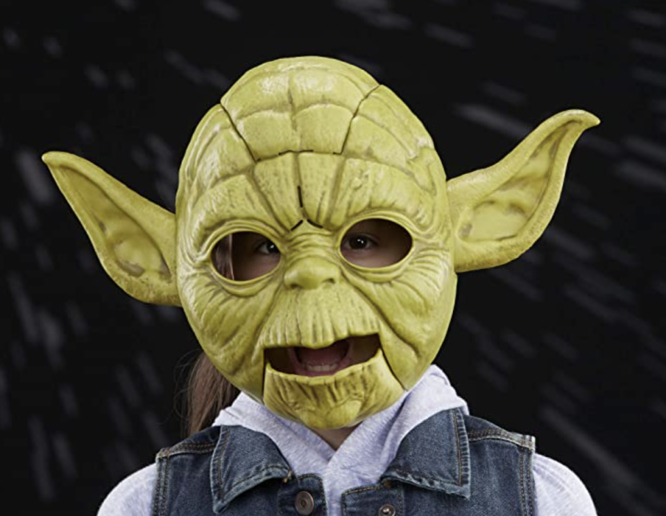 Star Wars Yoda Electronic Mask. (PHOTO: Amazon Singapore)