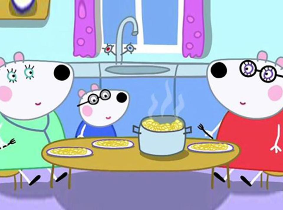 Peppa Pig, Penny Polar Bear, Two Mommies, screengrab