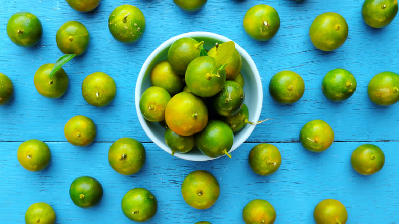 Bowl of calamansi 