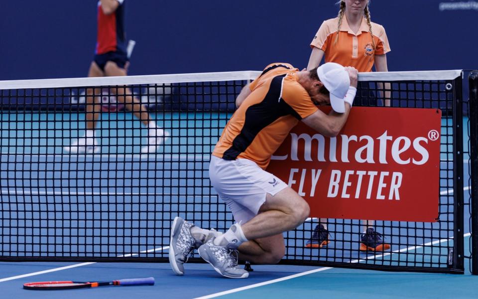 Andy Murray in pain after injuring ankle ligaments in Miami
