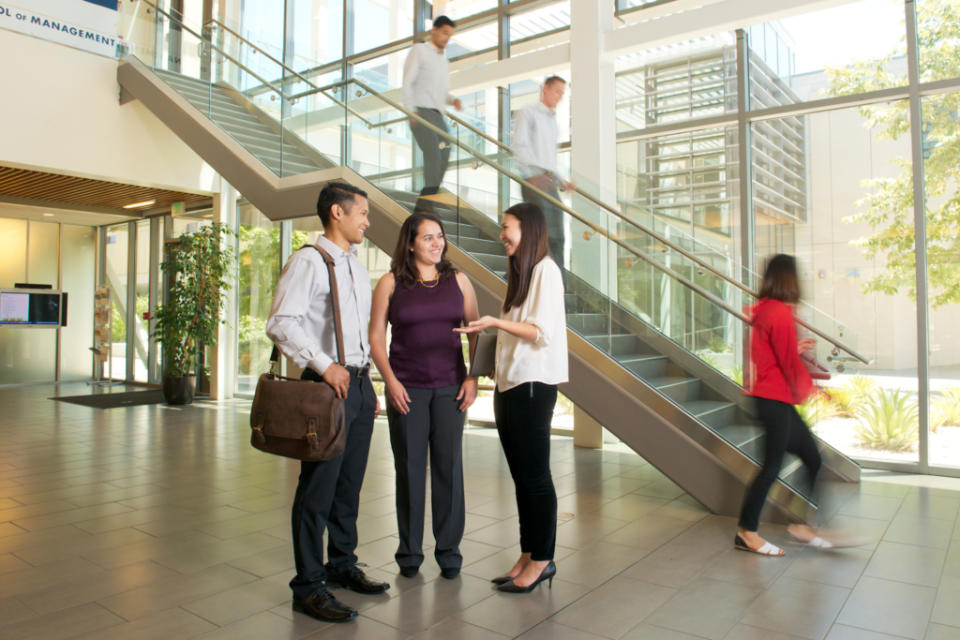 UC Davis Graduate School of Management